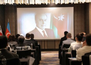 Seulda “Heydər Əliyev İli” şərçivəsində Azərbaycan icması ilə görüş olub – FOTO