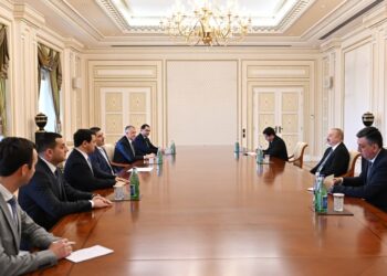 Prezident İlham Əliyev Gürcüstan parlamentinin sədrini qəbul edib