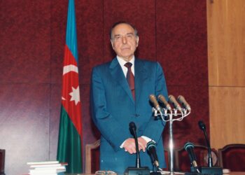 Xalqa bağışlanmış ömürdən anlar: 1999-cu ilin avqustu