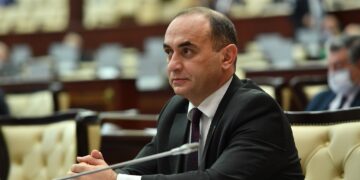 Deputat növbəti hesabat jurnalını təqdim edib