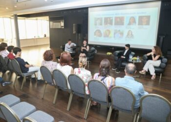 UWC Azərbaycan Milli Komitəsi valideynlərlə və şagirdlərlə görüşüb