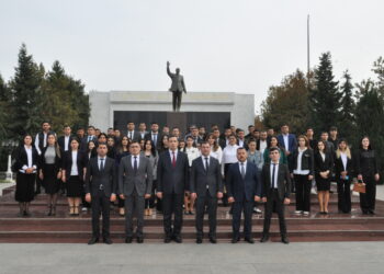Yeni Azərbaycan Partiyası Beyləqan rayon təşkilatının gənc partiya fəalları Heydər Əliyev Mərkəzini ziyarət edib