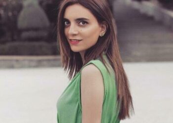 Gənc yazar Aytən Cavanşir Makrona müraciət edib