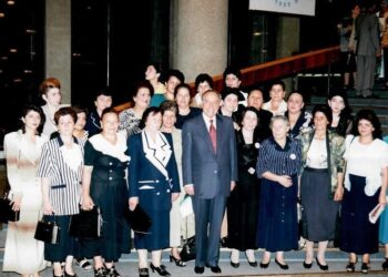 Azərbaycan qadının adı ölkəmizdə hər zaman uca tutulmuşdur