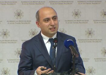 “Bir cəmiyyətdə müəllimə qarşı bu səviyyədə yersiz və əsassız təzyiqlər yolverilməzdir”