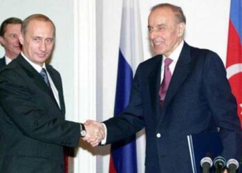 Bundan başqa, Heydər Əliyevin apardığı düzgün və məqsədyönlü siyasəti nəticəsində bəzi dövlətlərlə yaranmış əsassız gərginliklər aradan götürüldü