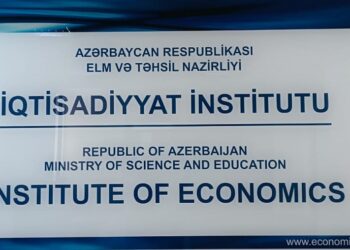 İqtisadiyyat İnstitutunun doktoranturasına sənəd verənlər iki dəfə artıb