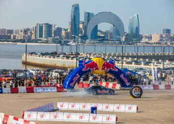 “Red Bull Car Park Drift” yarışının qalibi müəyyən olub – Fotolar