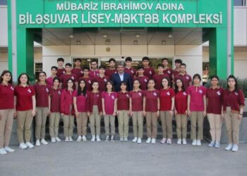 Mübariz İbrahimov adına Təhsil Kompleksi ali məktəblərə qəbulda 13-cü dəfə 100 faizlik nəticə göstərib