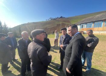 Deputat Elman Nəsirov növbəti dəfə vətəndaşlarla görüşüb