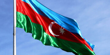 “Müstəqil olmaq yoxsa müstəqil qalmaq?” – Üzeyir Mustafayev yazır…