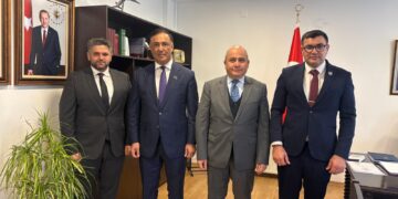 Deputat Şimali Kipr Türk Cümhuriyyətinin Baş naziri ilə görüşüb