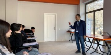 “Dövlətçiliyimizin qorunması və inkişafında gənclərin rolu” mövzusunda silsilə maarifləndirici tədbirlər keçirilmişdir