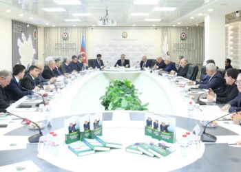 “Azərbaycan Respublikasının enerji təhlükəsizliyi siyasəti: ənənəvi enerjidən “yaşıl enerji”yə keçid” monoqrafiyasının təqdimatı keçirilib