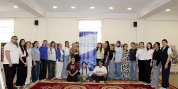 “Təhsilli, bacarıqlı və uğurlu qızlar” layihəsi çərçivəsində Yay Məktəbi təşkil edildi