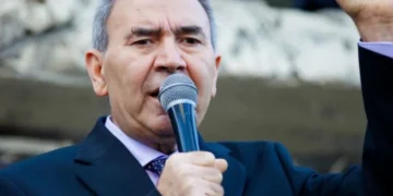 “Statusbaz!” – Elşən Musayevin yazısı…